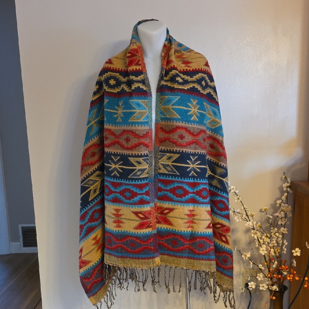 Aztec Patterned Shawl/Wrap